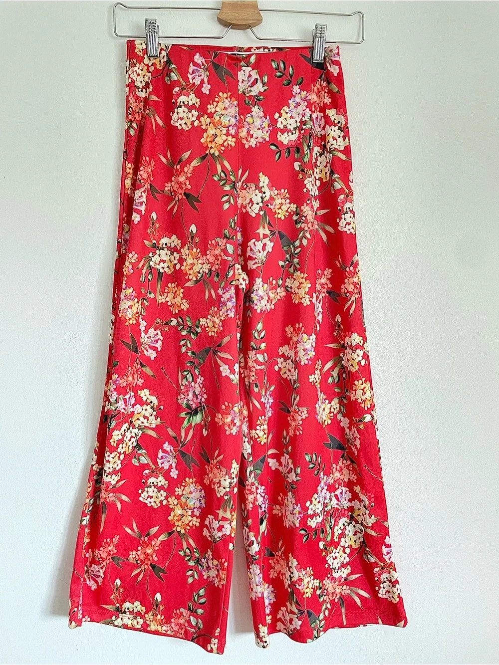Zara Floral Wide Leg Pants Red Boho Summer Vacation High Rise Pants Size S EUC